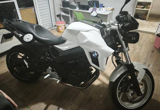 BMW F 800 R BMW F 800 R